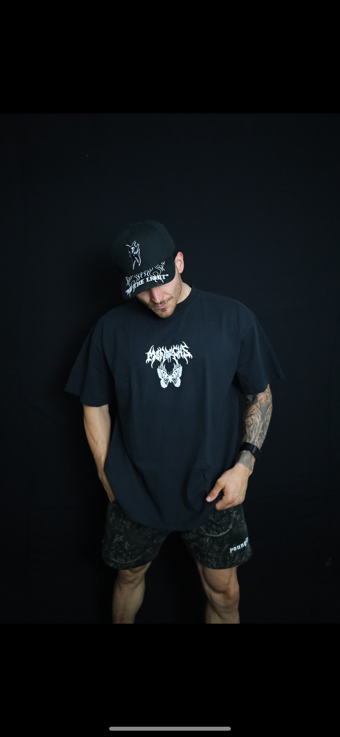 "I AM" - OVERSIZED TEE (BLACK)