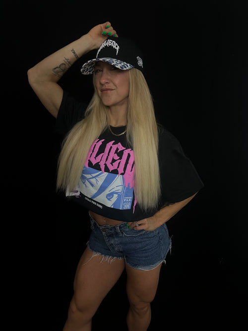 "LOVE KILLS" - OVERSIZED TEE (BLACK)