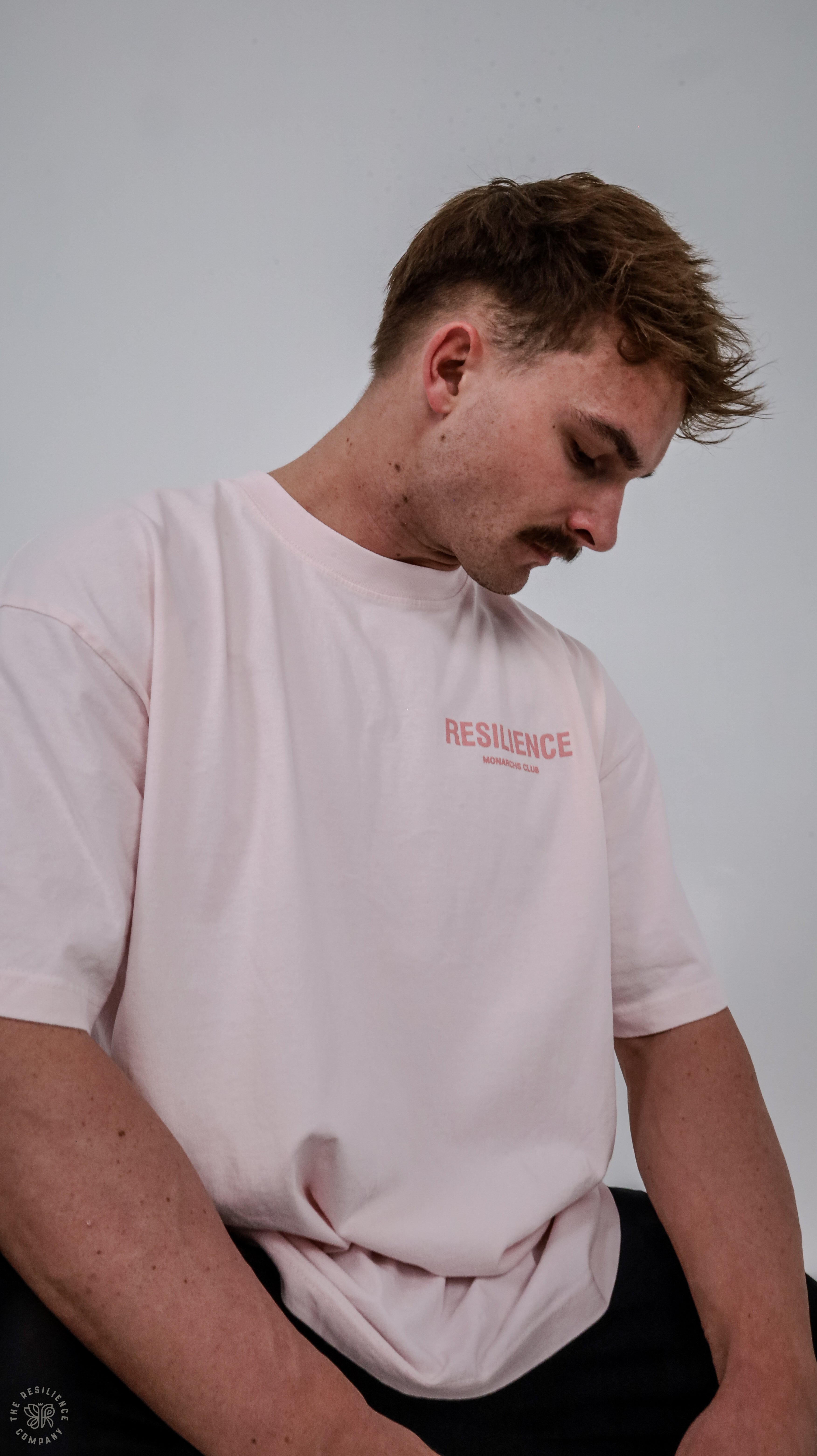 Monarchs Club Oversized Tee | PINK/PINK