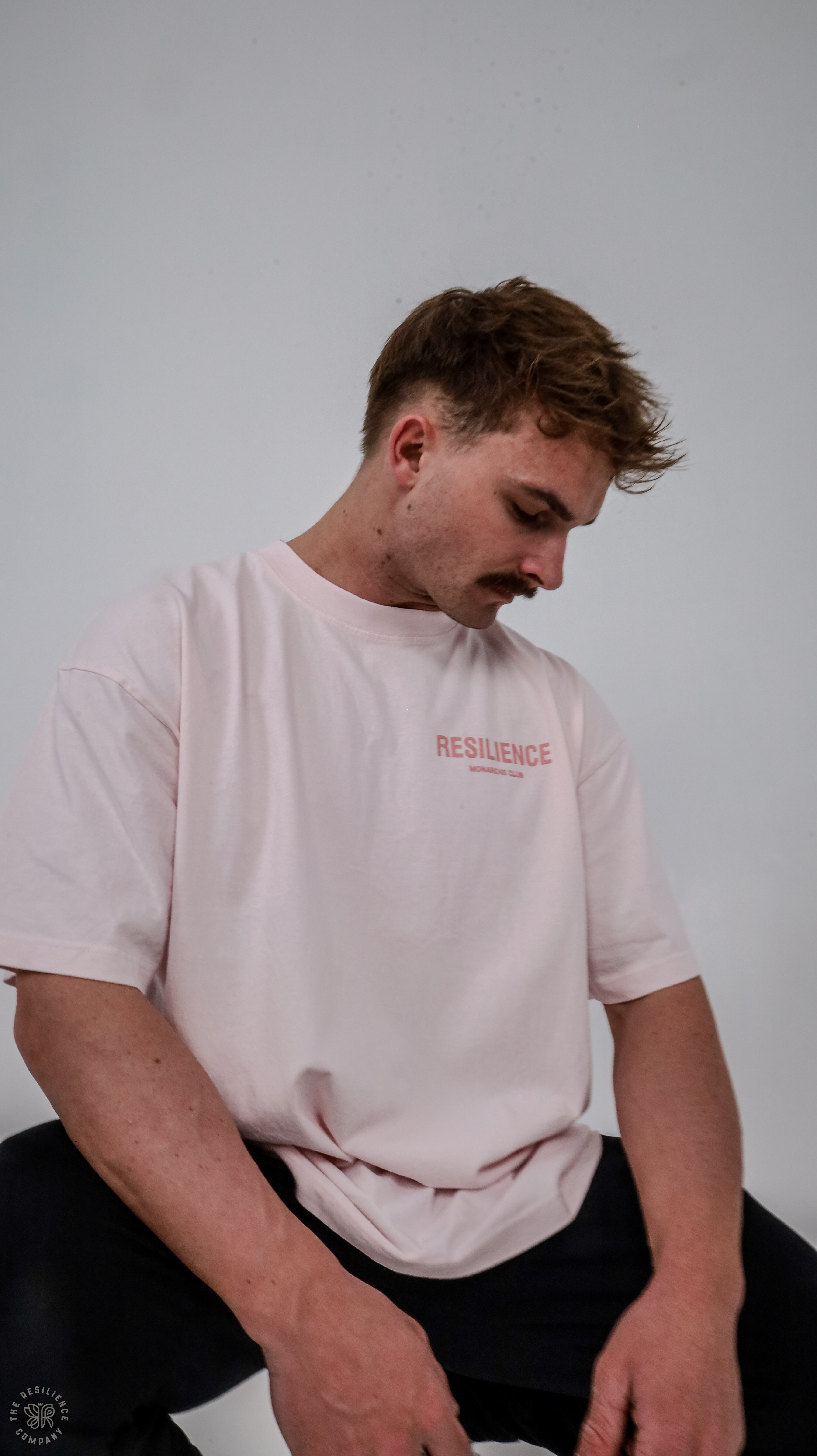 Monarchs Club Oversized Tee | PINK/PINK