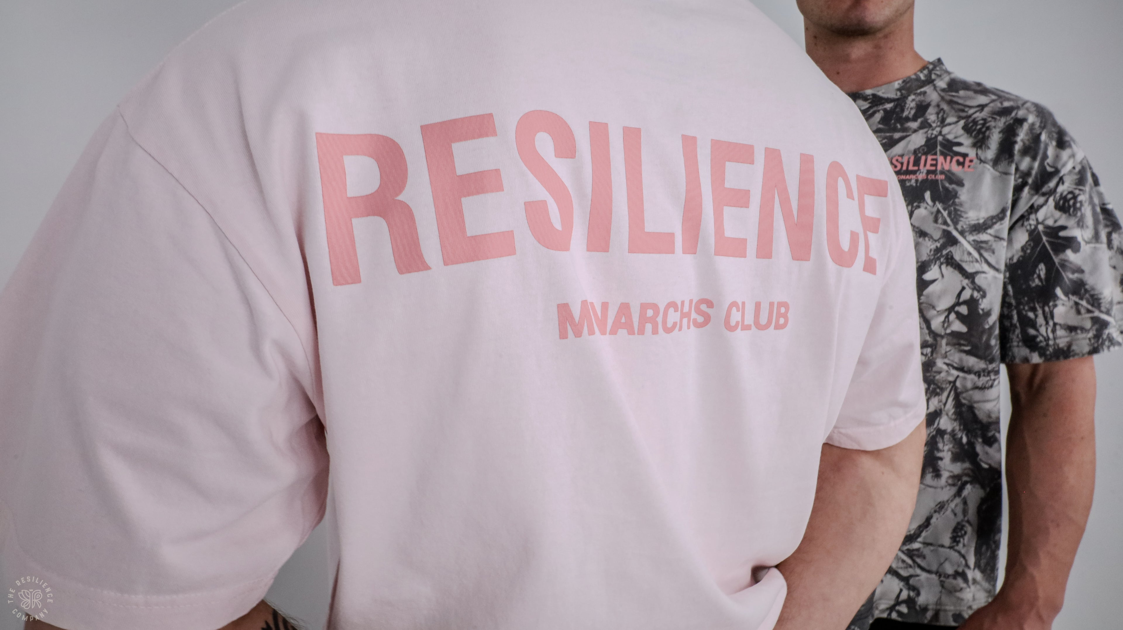 Monarchs Club Oversized Tee | PINK/PINK