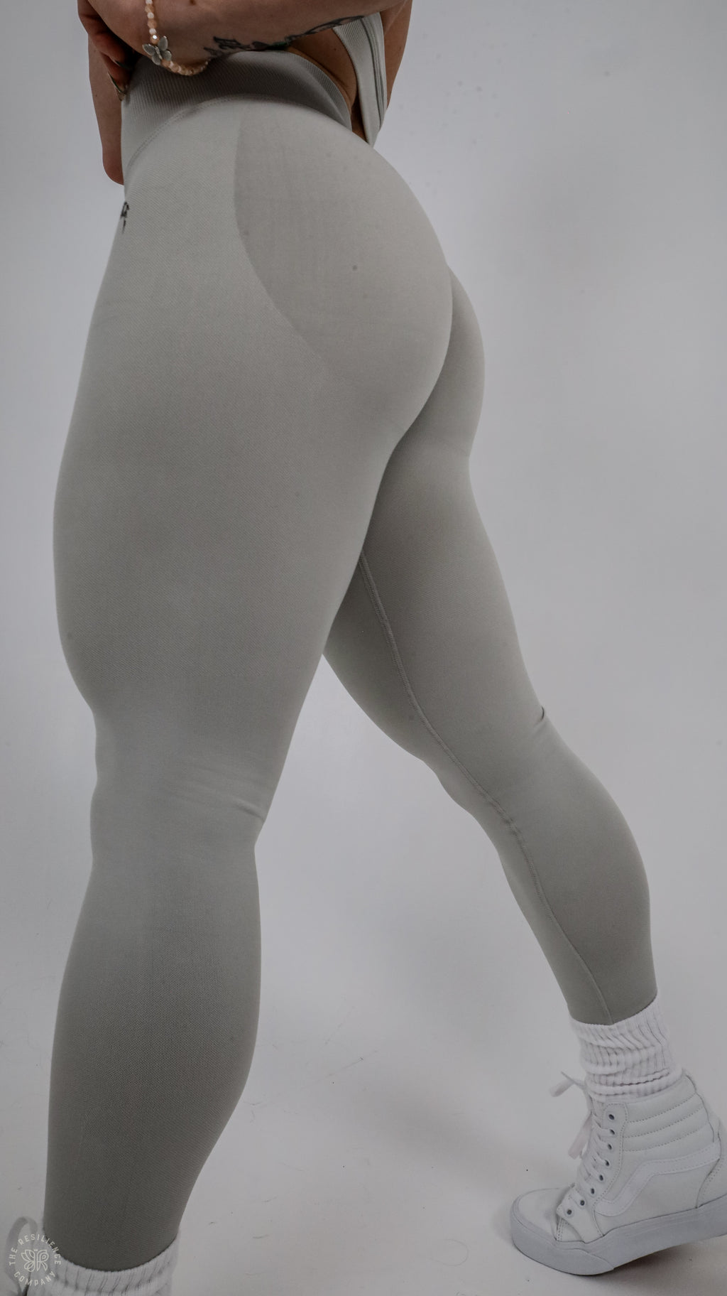 Resilience - Contour Leggings | GRAY