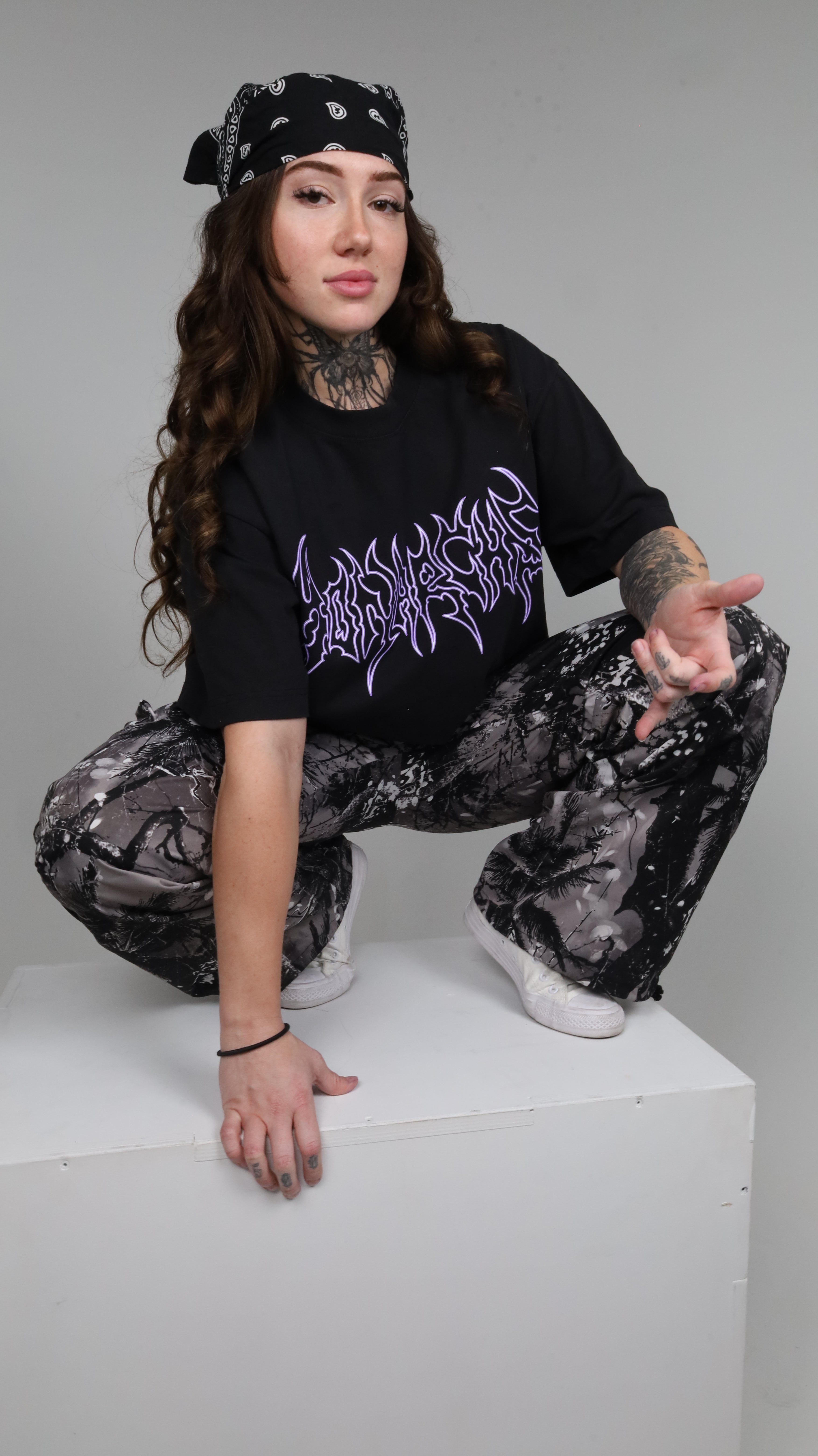 WALK THROUGH FIRE - OVERSIZE TEE (BLACK)