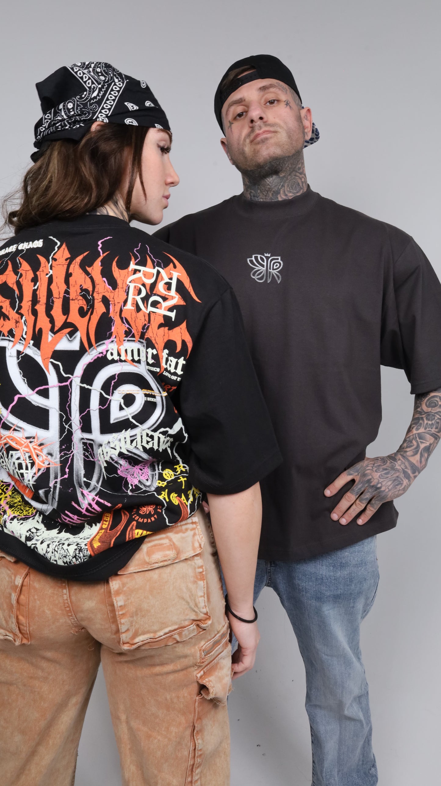 SAD BOYS SMILE AGAIN - OVERSIZE TEE  (BLACK)