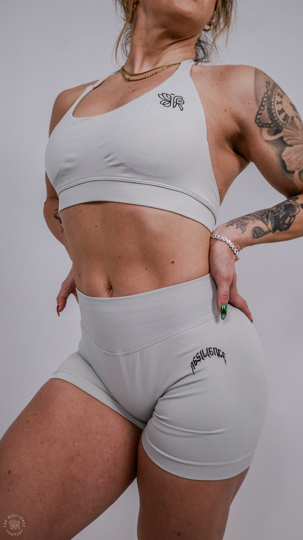 Resilience - Essential sports Bra (GRAY)