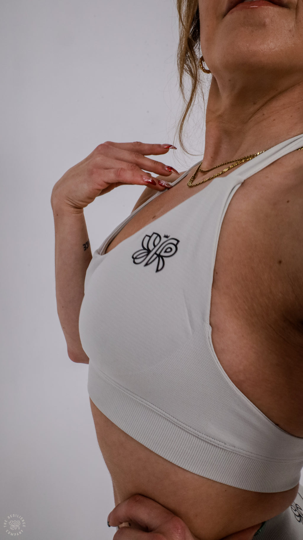 Resilience - Essential sports Bra (GRAY)