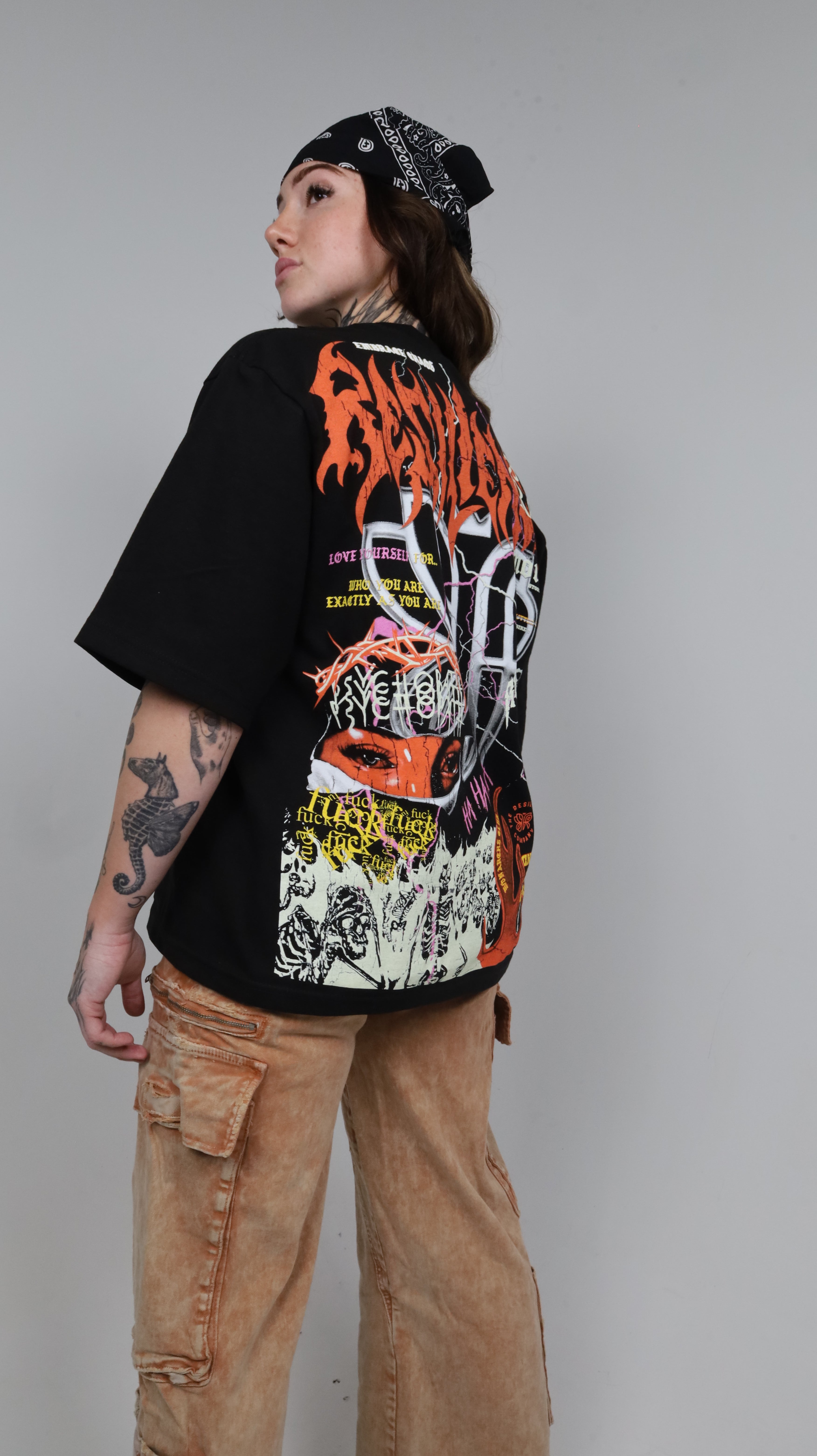 SAD BOYS SMILE AGAIN - OVERSIZE TEE  (BLACK)