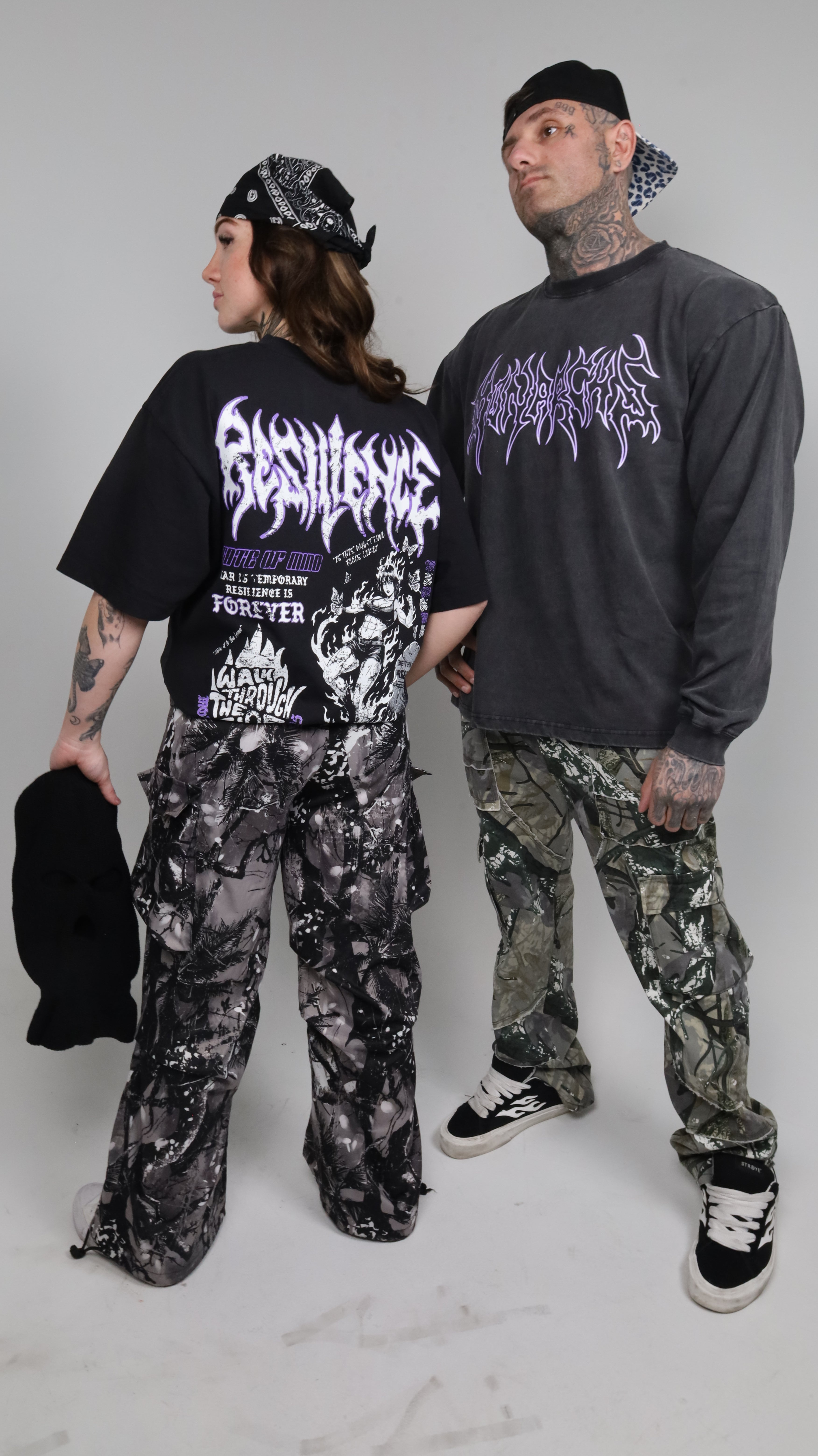 WALK THROUGH FIRE - OVERSIZE TEE (BLACK)