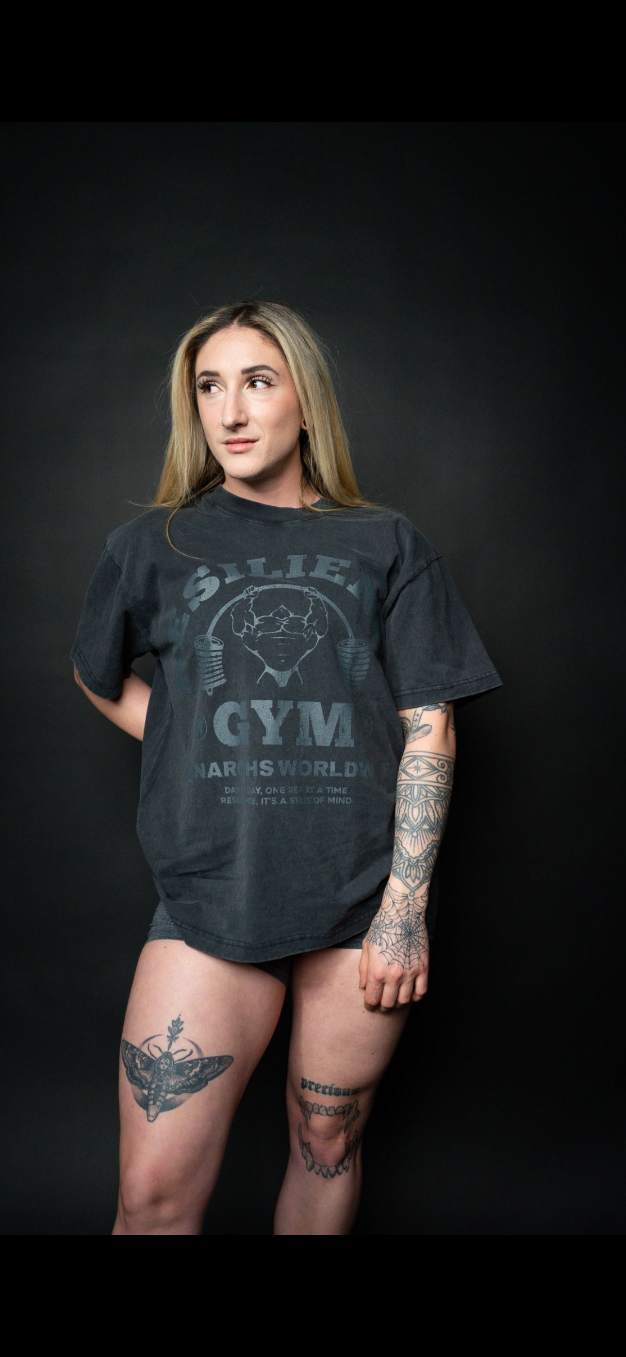 RESILIENCE GYM- OVERSIZED TEE (VINTAGE BLACK)