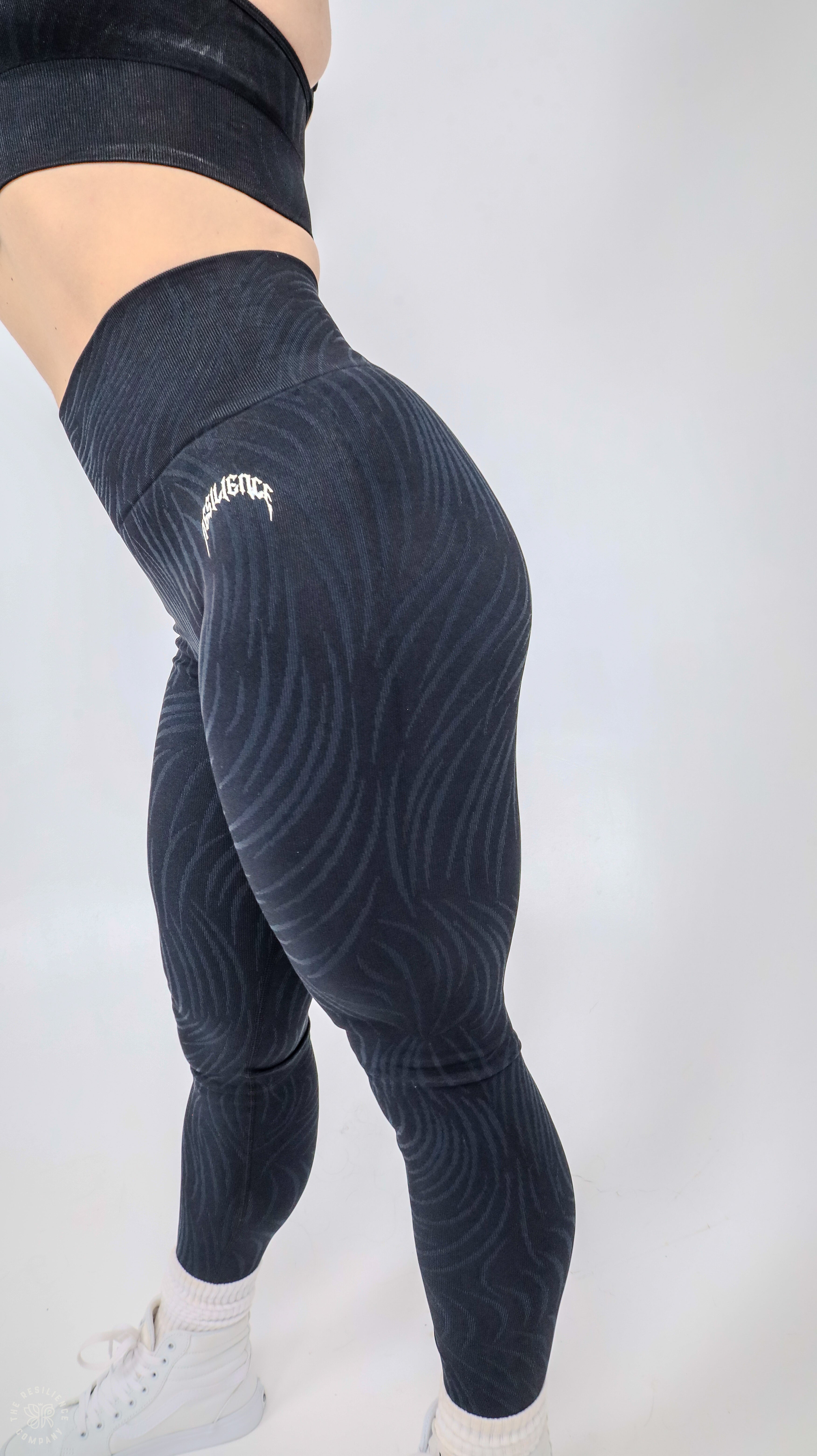 "INTO THE WILD" - SCRUNCH LEGGINGS