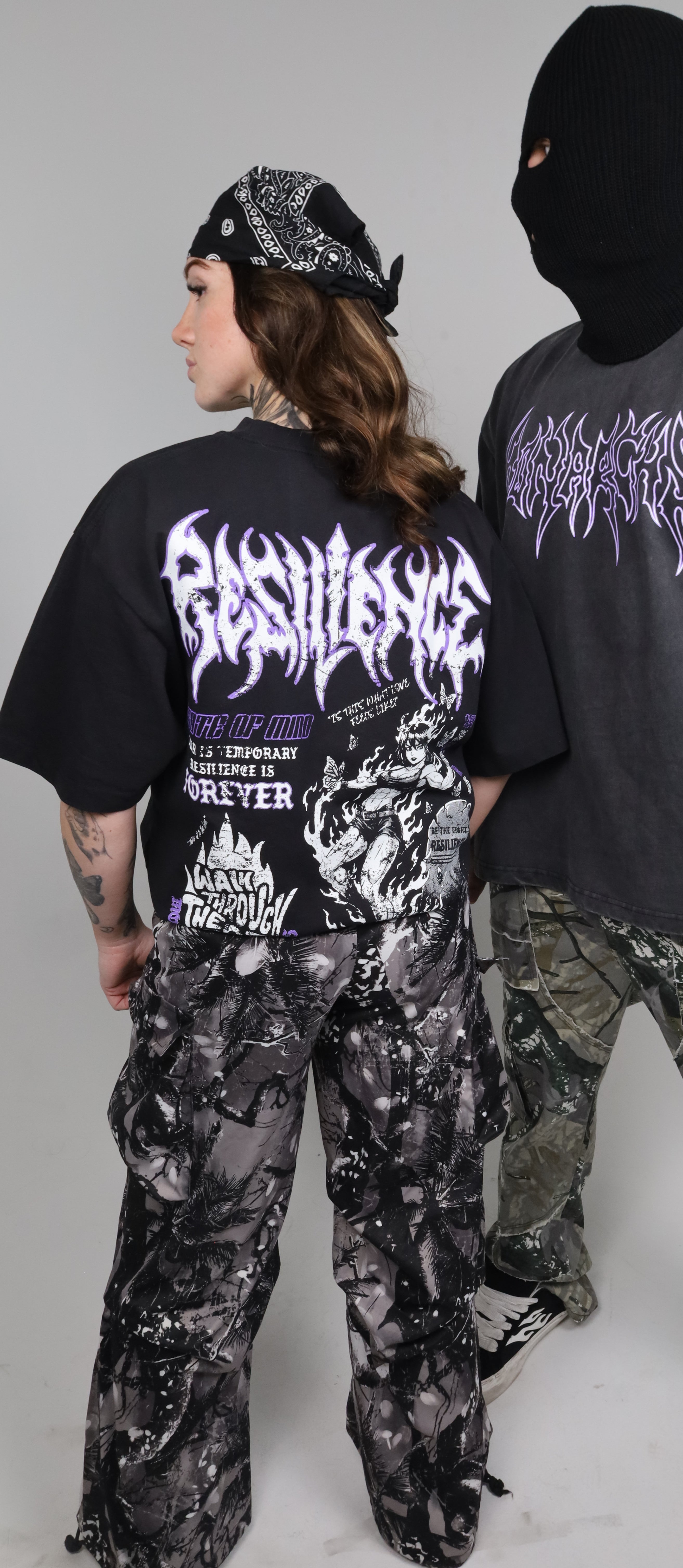 WALK THROUGH FIRE - OVERSIZE TEE (BLACK)
